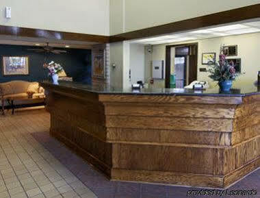 Super 8 By Wyndham Ozona Hotel Exterior photo
